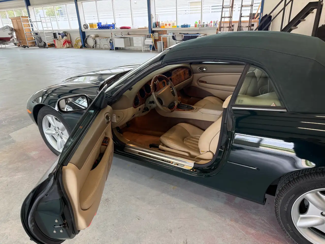 Jaguar XK8 Cabriolet, foto 4