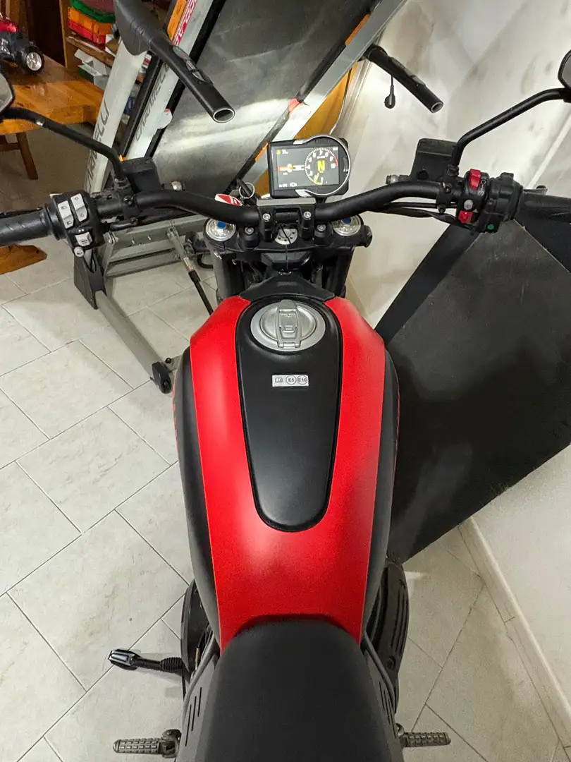Ducati Scrambler Full Throttle Rosso - 1