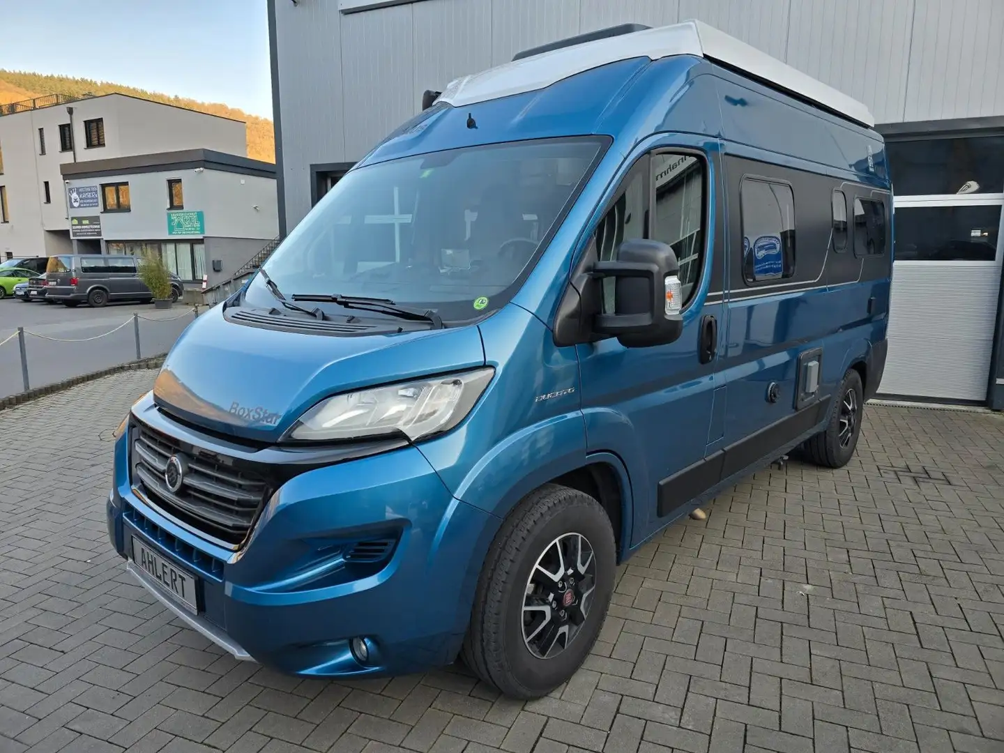 Fiat Ducato KNAUS 540 ROAD 60 YEARS EDITION GARANTIE Blau - 1