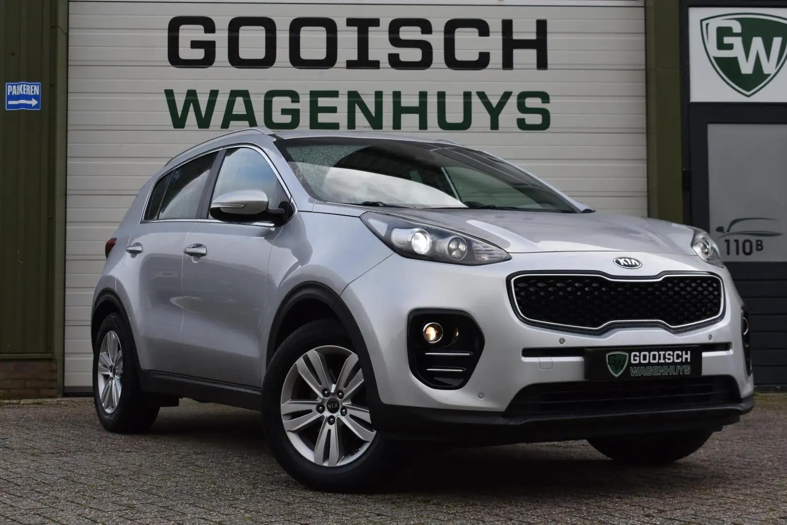 Kia Sportage 1.6 GDI Design Edition | Carplay | Leder | Stoelve Grijs - 2