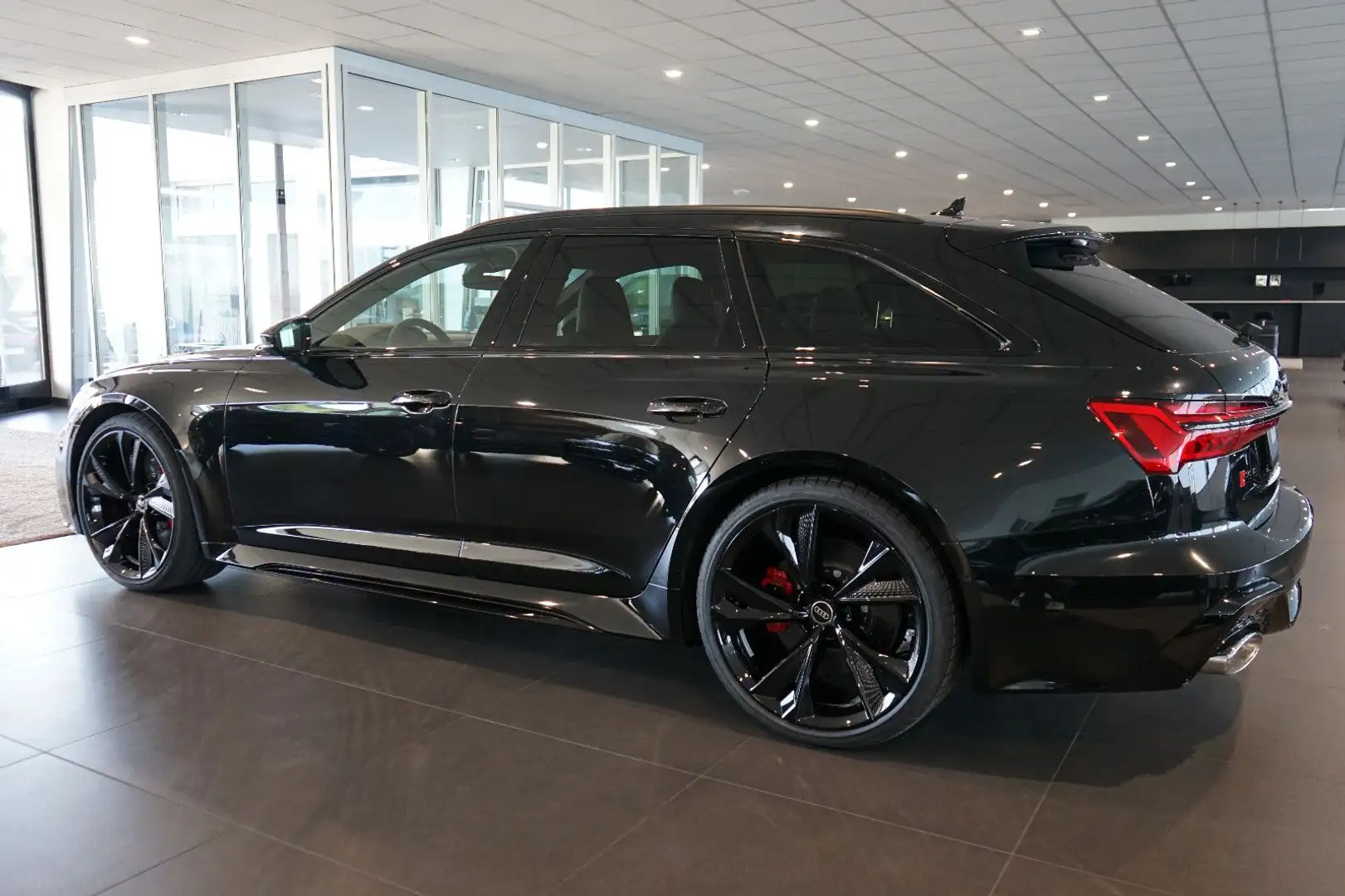 Audi RS6 | Keramik | 305 | B&O Advanced | Pano | VOLL Schwarz - 2