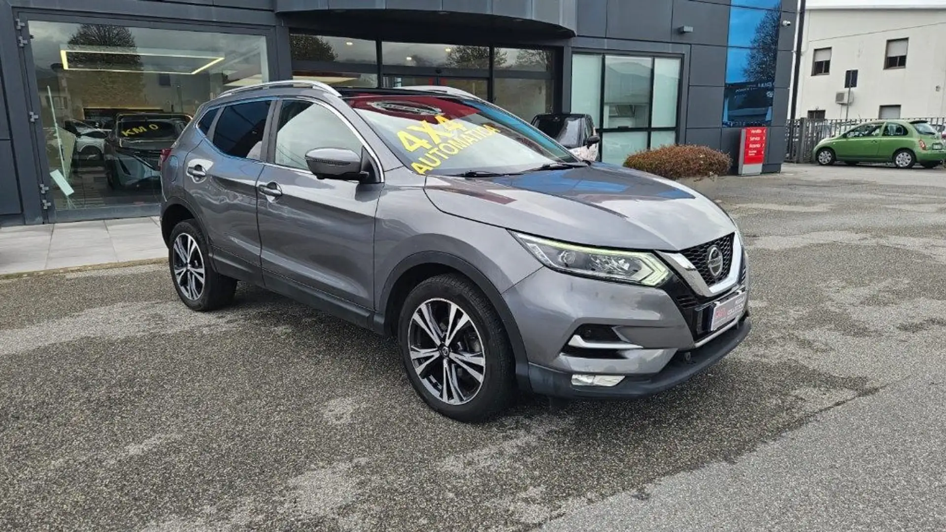 Nissan Qashqai 1.7 dCi 150 CV 4WD CVT N-Connecta Grau - 2