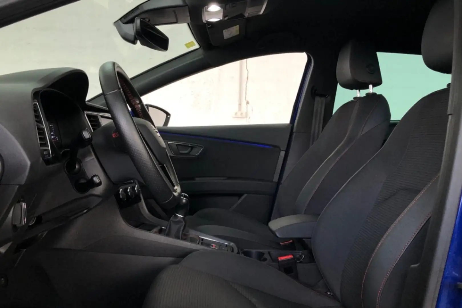 SEAT Leon 1.5 TSI 110KW S/S FR BLACK EDITION 150 5P Azul - 2