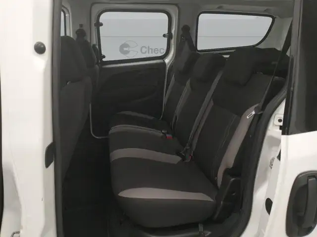Fiat Doblo view 10