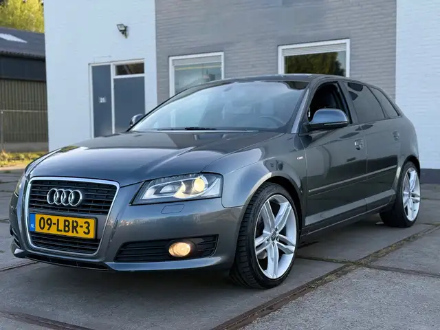 Audi A3 Sportback 1.4 TFSI S-edition | Nwe APK | Android |