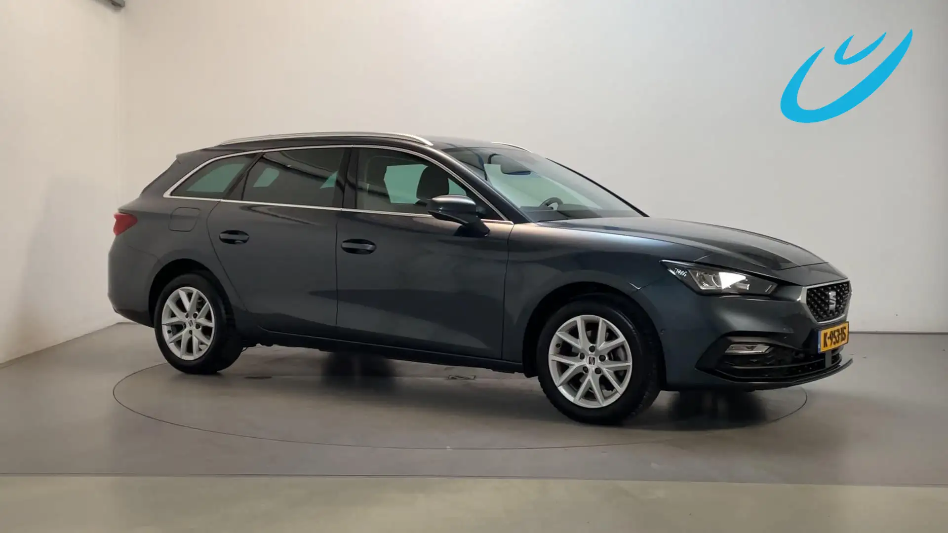 SEAT Leon Sportstourer 1.0 TSI Style Business Intense Virtua Grey - 1