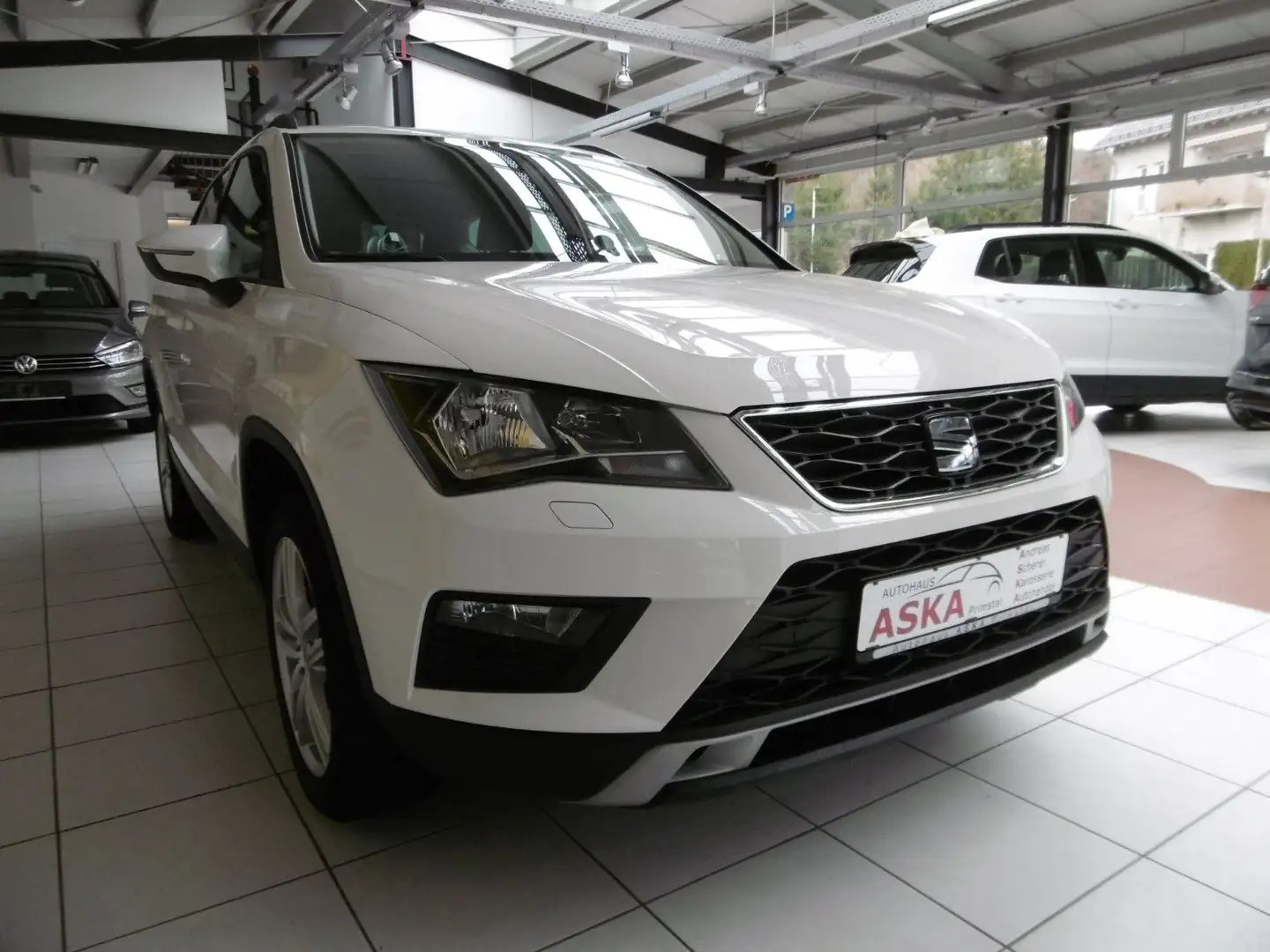 SEAT Ateca Style LM * NAVI*  BeatsAudio Soundsy* Weiß - 2