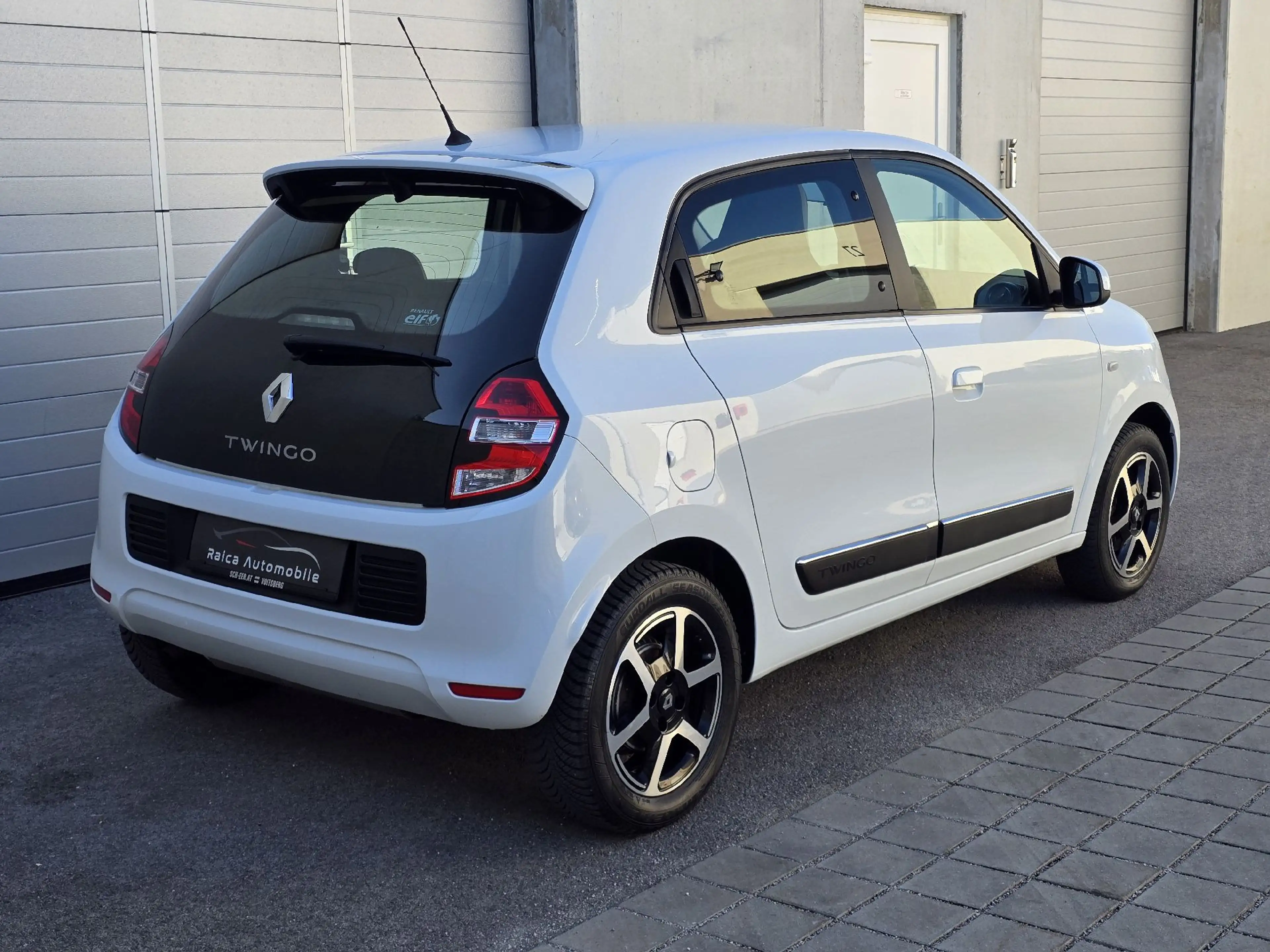 Renault Twingo Intense Start&Stop — photo 5