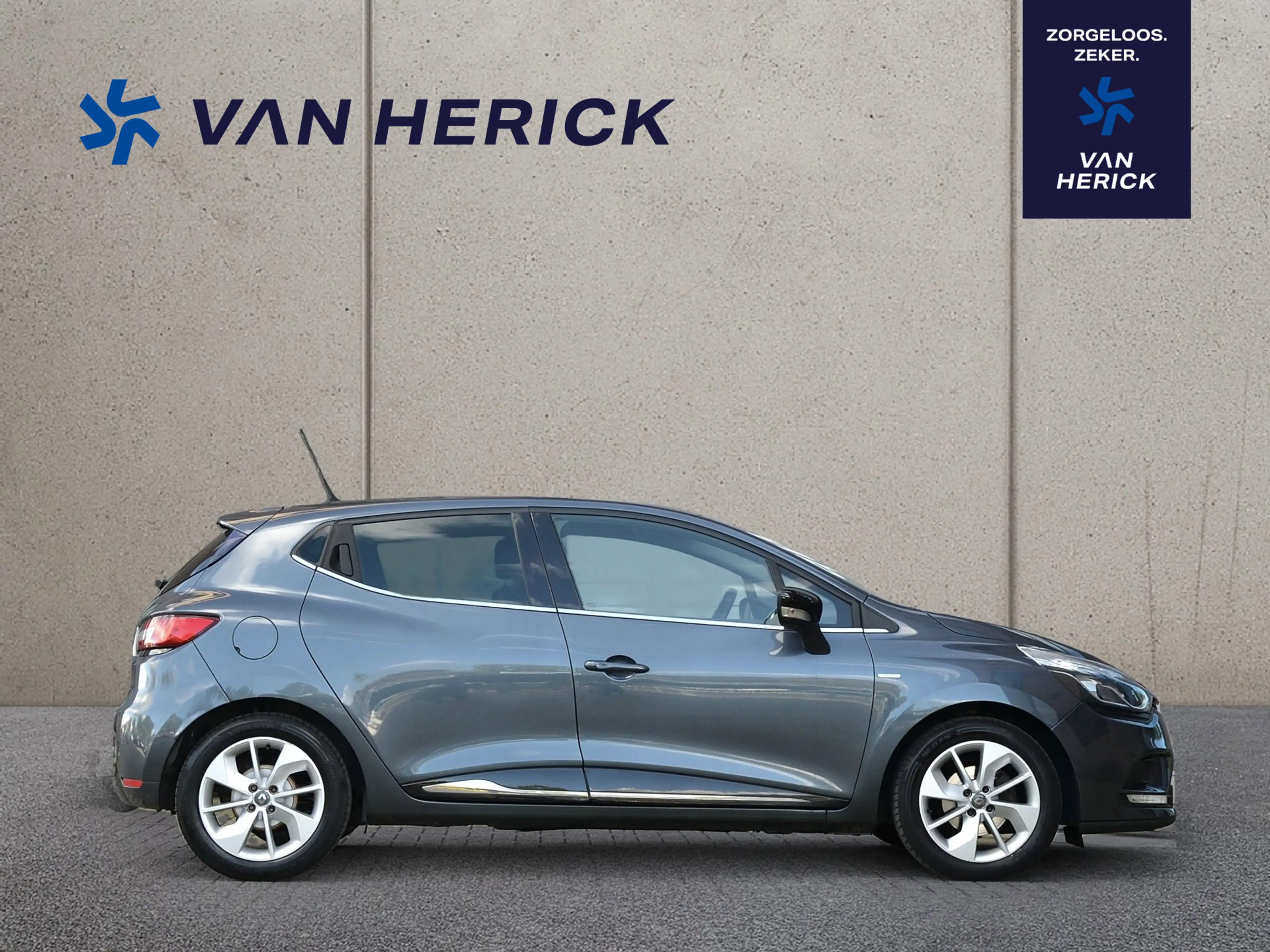 Renault Clio 0.9 TCe Limited | Navigatie | Trekhaak | Parkeerse — photo 3