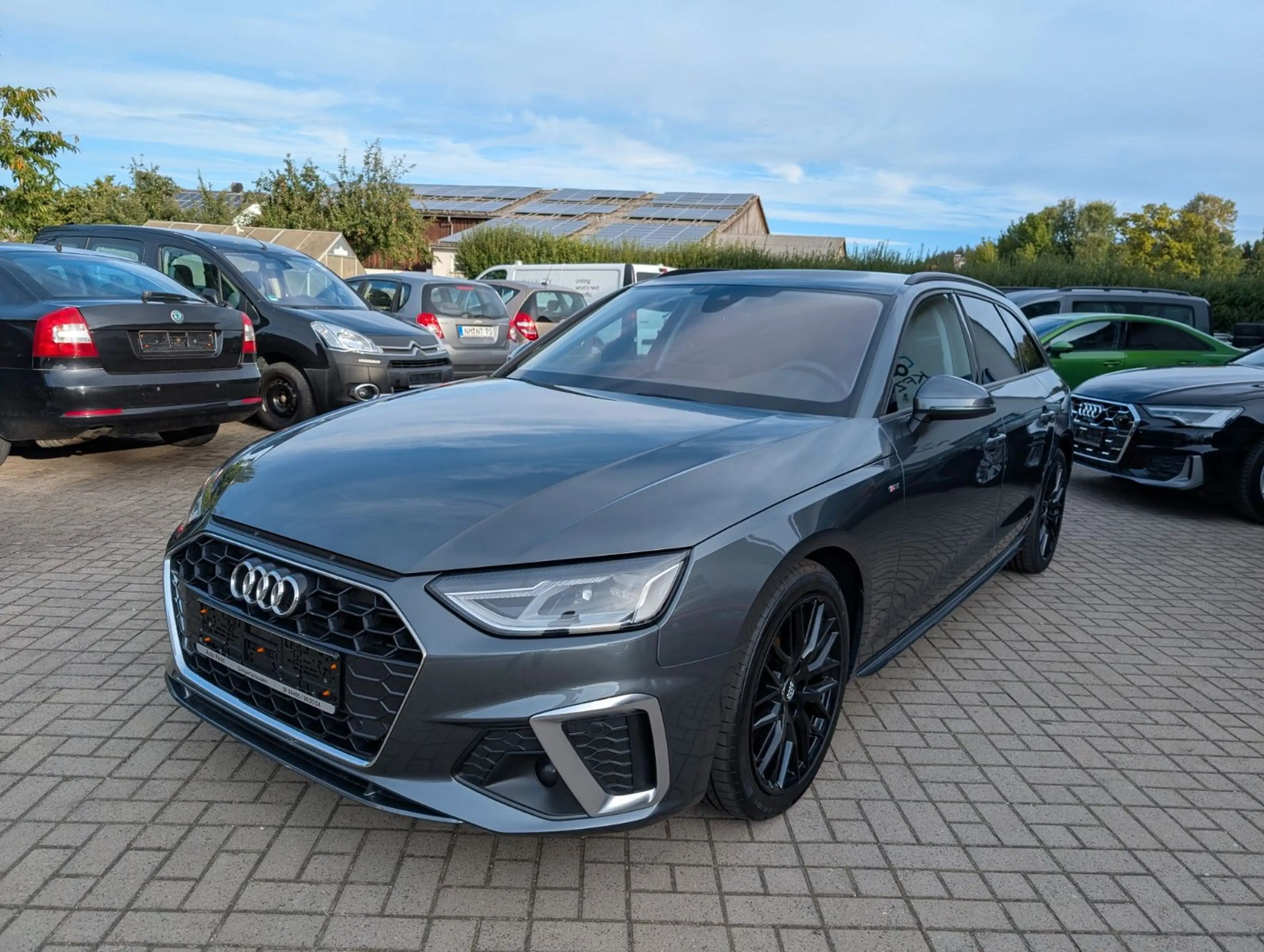Audi A4 Avant 30 TDI S line,s-tronic,RFK,LED,PDC — photo 2