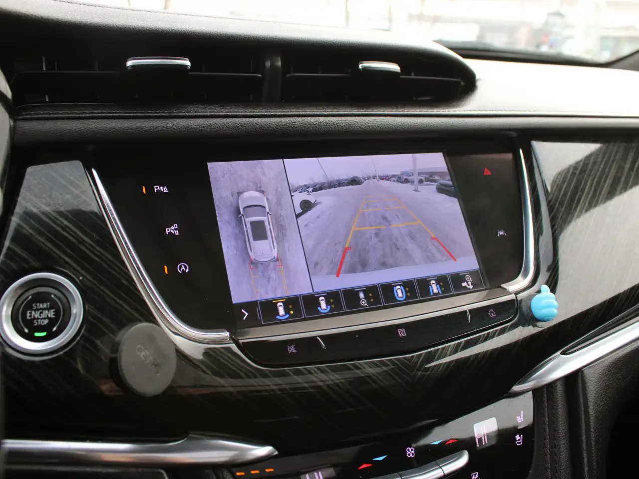 Cadillac XT6 снимка Cadillac XT6
