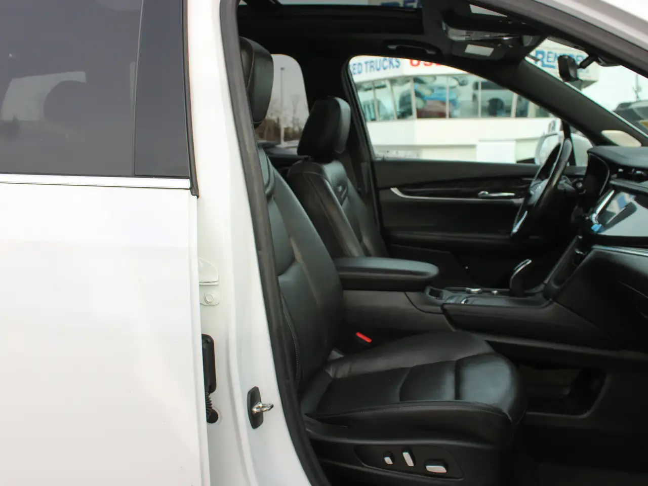 Cadillac XT6 снимка Cadillac XT6