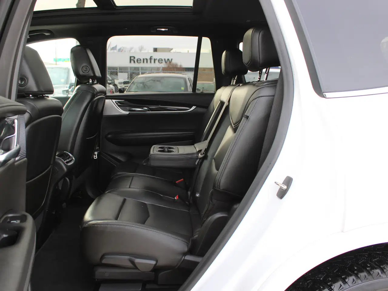 Cadillac XT6 снимка Cadillac XT6