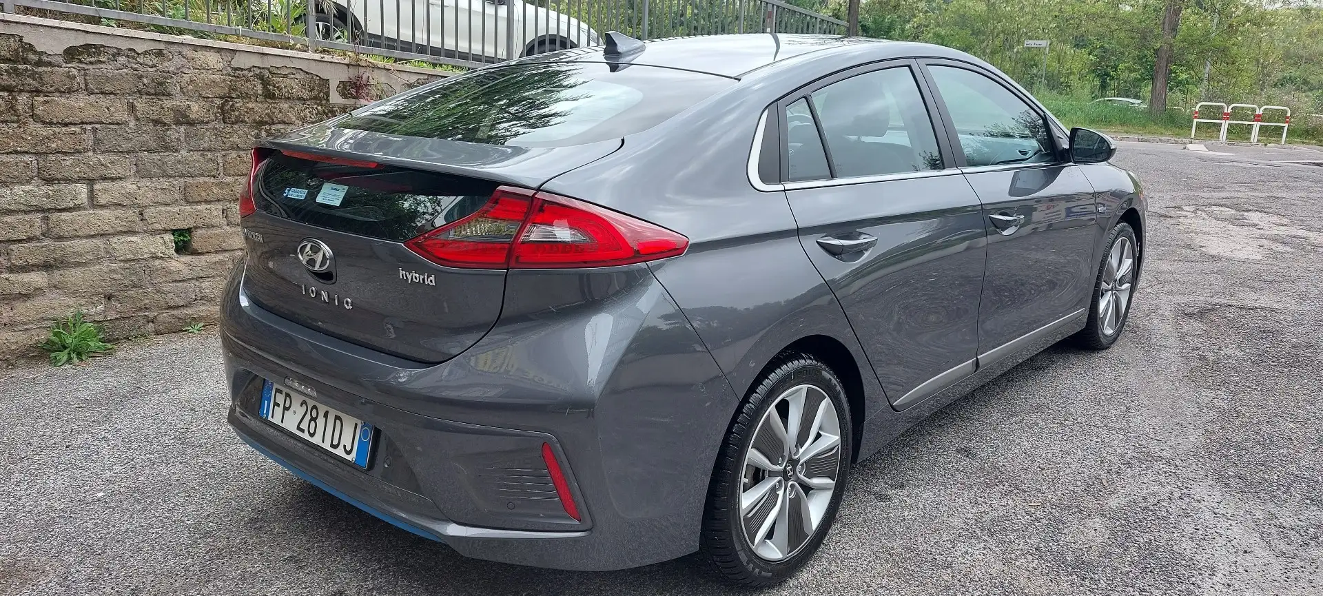 Hyundai IONIQ 1.6 hybrid Classic 6dct - 2