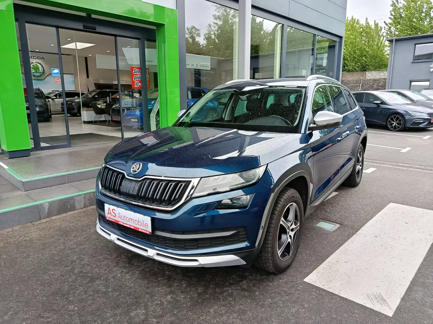 Skoda Kodiaq Scout 4x4 Anhängerkupplung, LED, NAVI, Kamera Blauw - 1