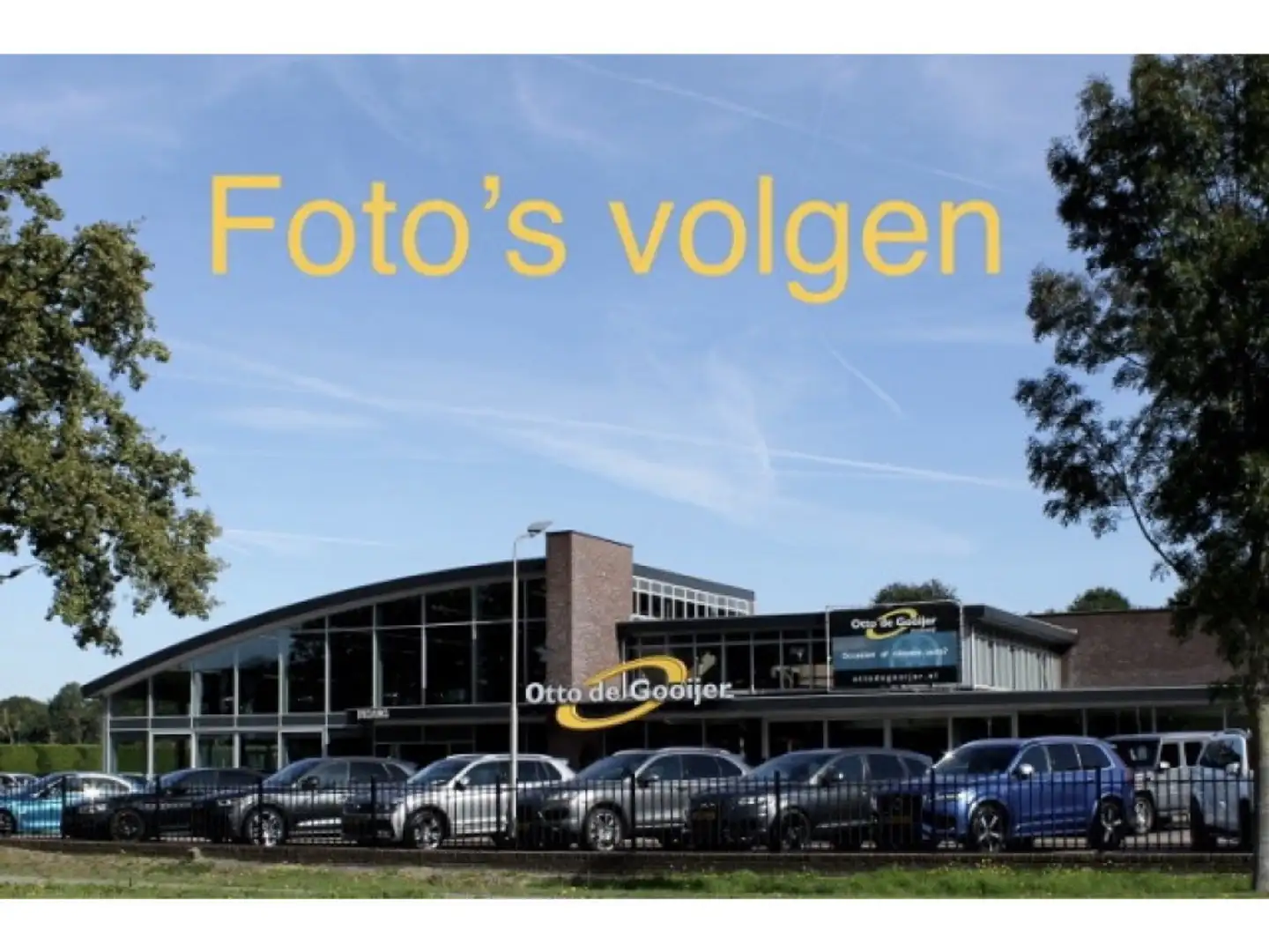 Nissan Qashqai 1.2 N-Connecta / Trekhaak / Panoramadak / 360Camer Paars - 1