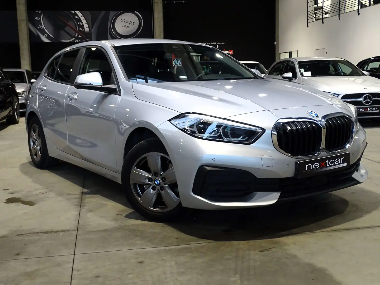 BMW 116 d Hatch New *LED-NAVI PRO-CRUISE-PARKING-EURO6d* Argent - 2