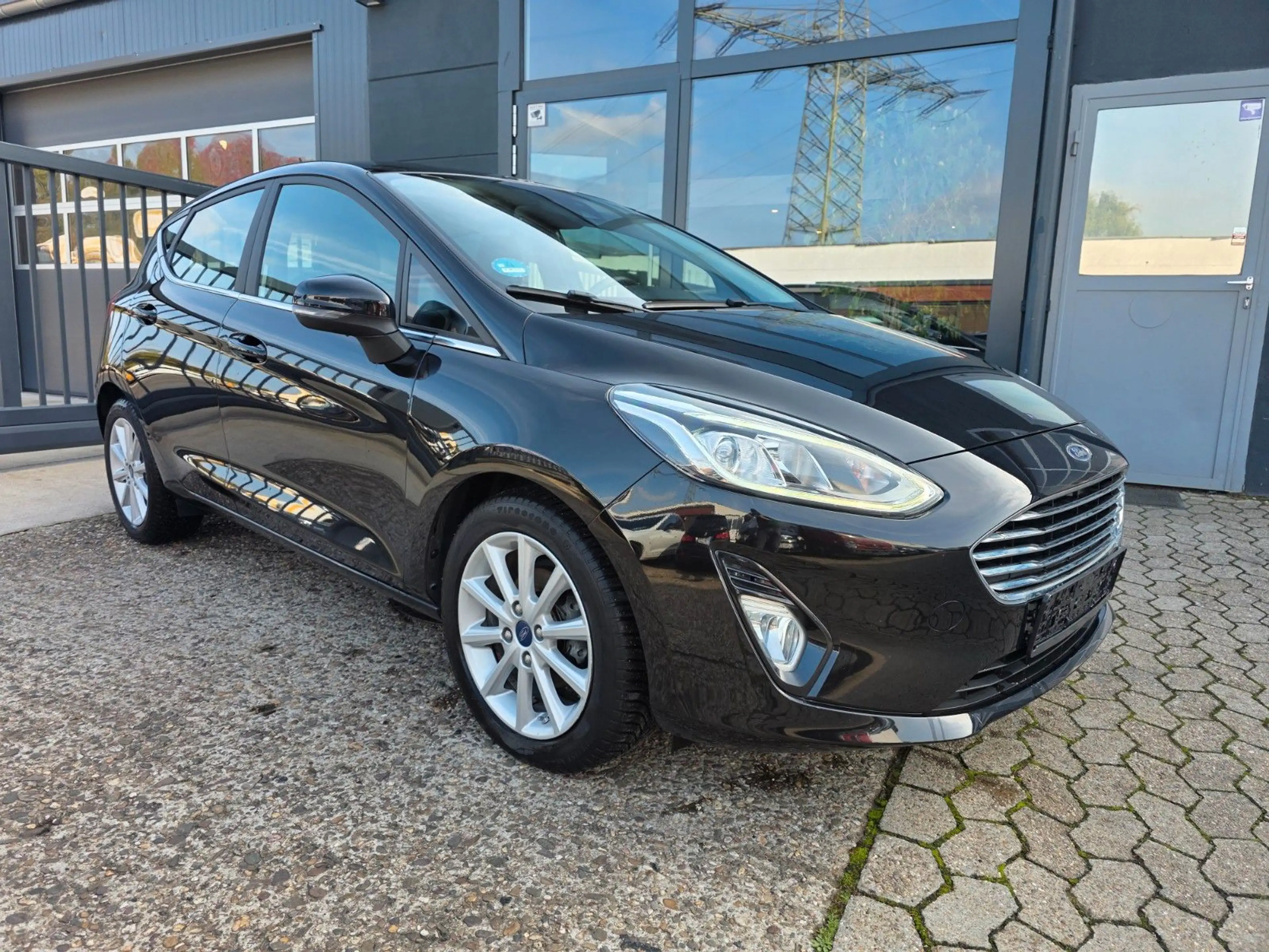 Ford Fiesta Titanium1.0 EcoBoost 74KW Automatik LED