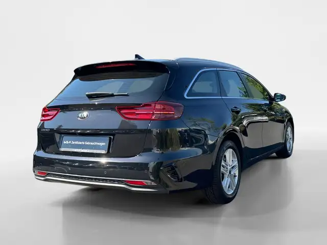 Kia Ceed view 5