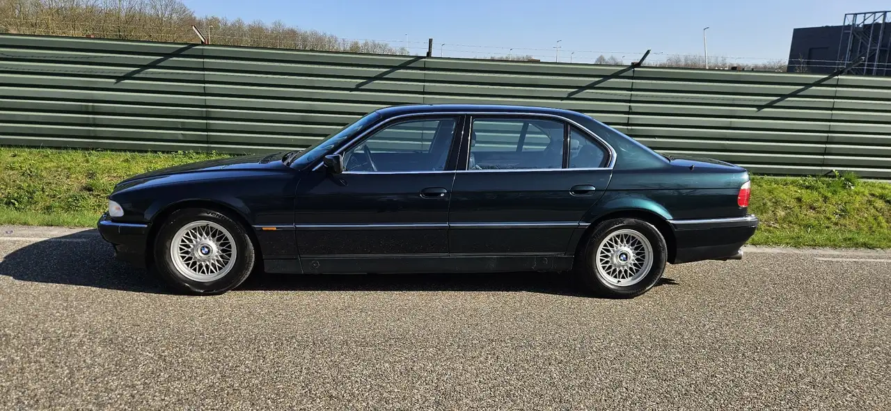 BMW 750iL, foto 3