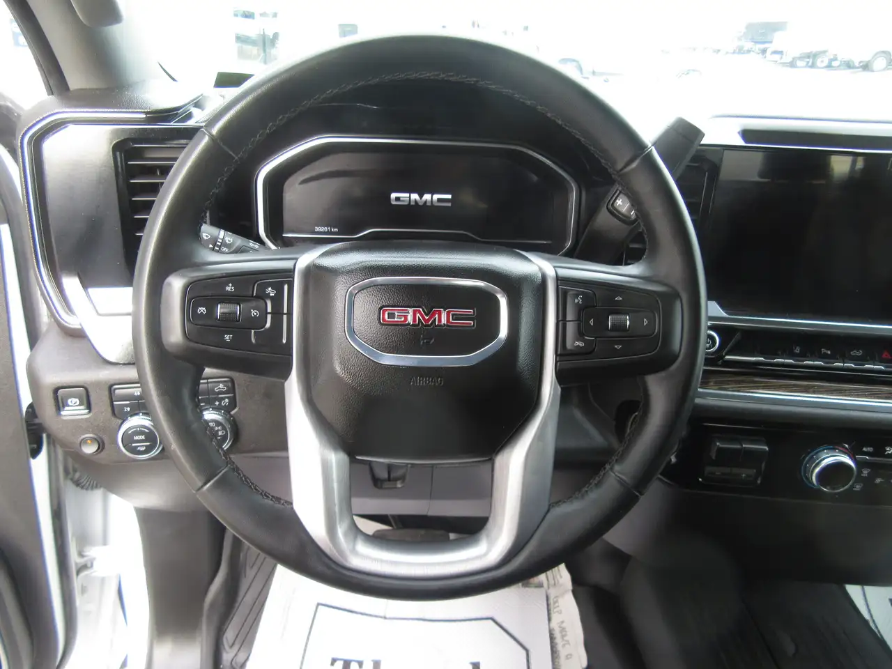 GMC Sierra 2500HD снимка GMC Sierra 2500HD
