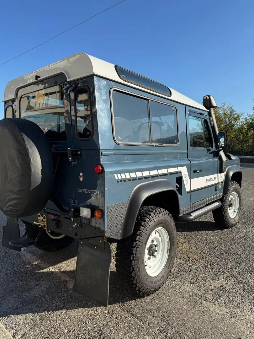 Land Rover Defender Defender 90 2.5 tdi Hard Top Modrá - 2