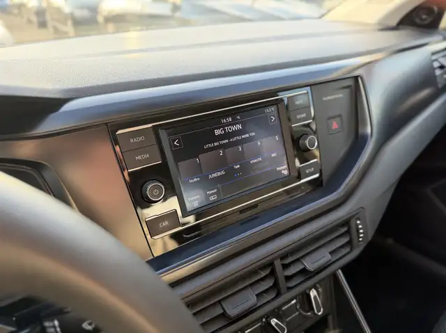 Volkswagen Polo view 15