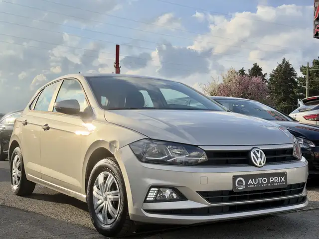 Volkswagen Polo view 2