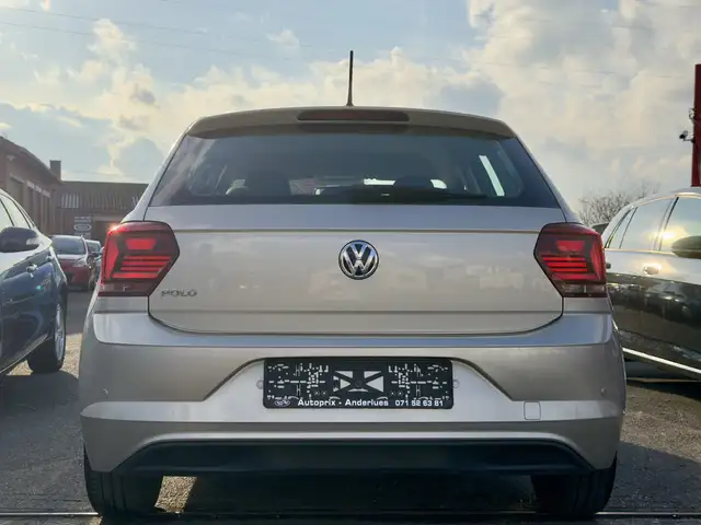Volkswagen Polo view 6