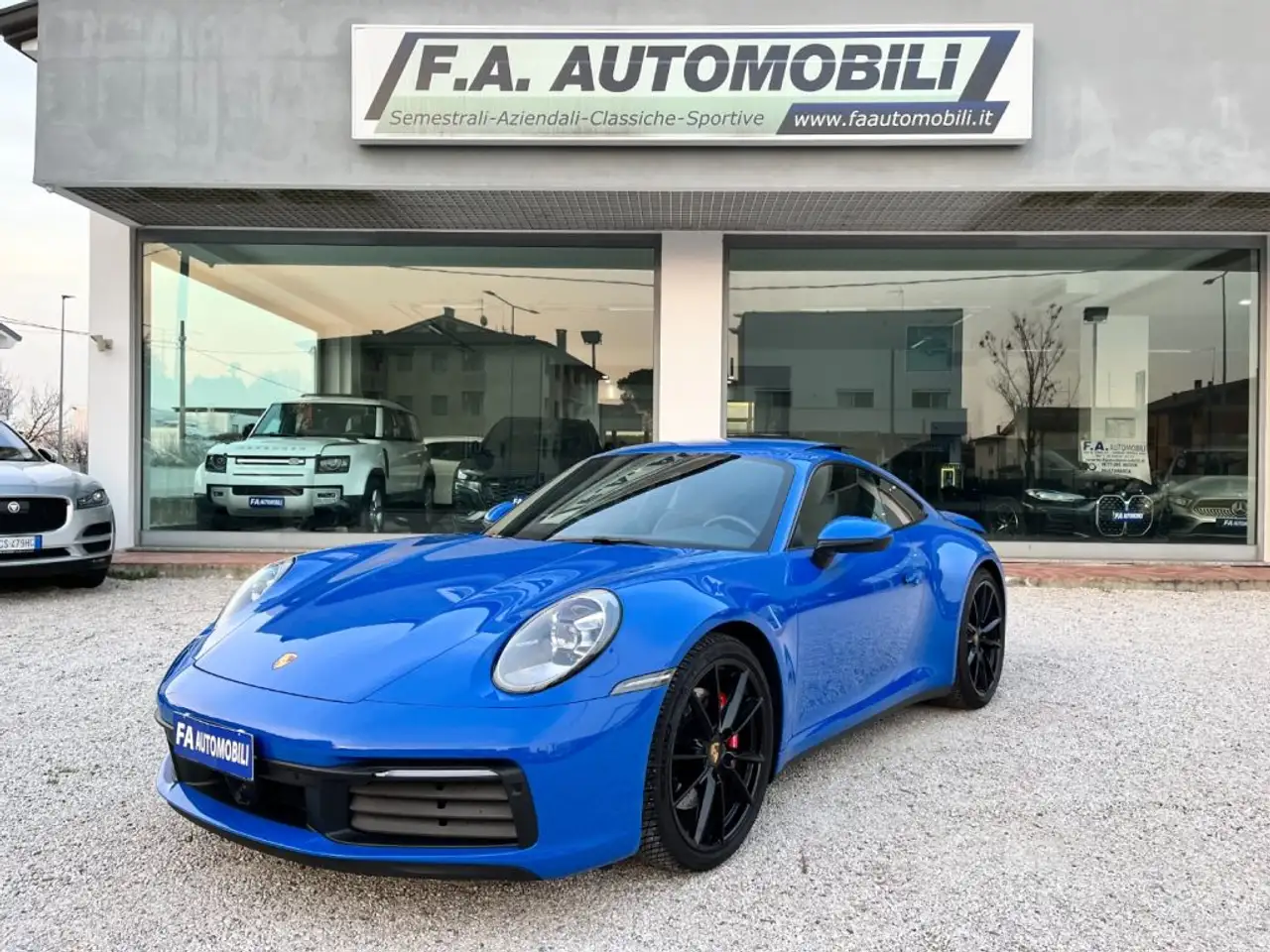 Porsche 992
