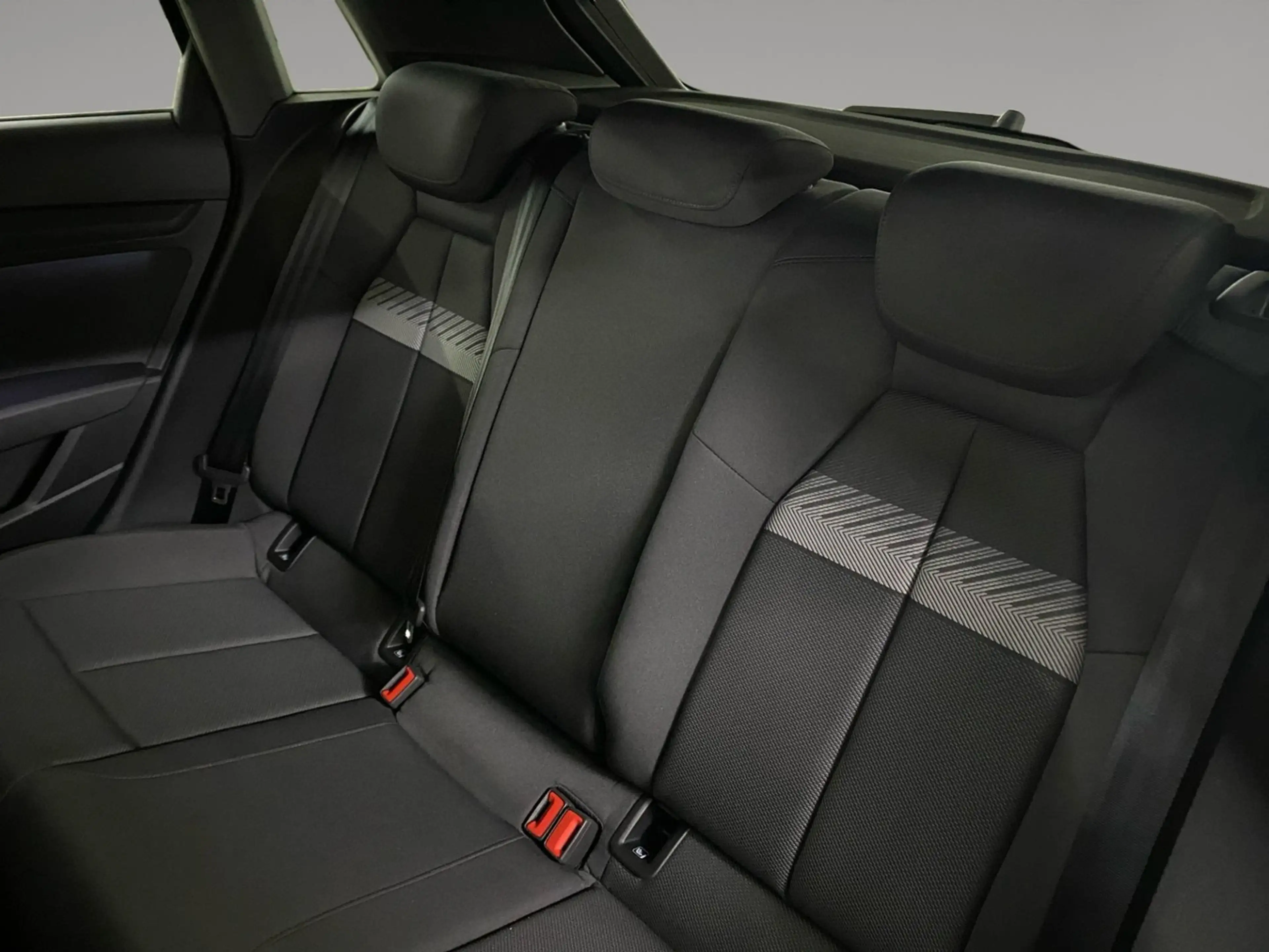 Audi A3 30 TFSI S line exterieur — photo 12