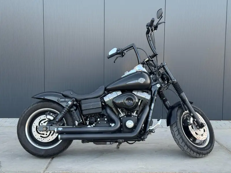Harley-Davidson Dyna Fat Bob - foto 5