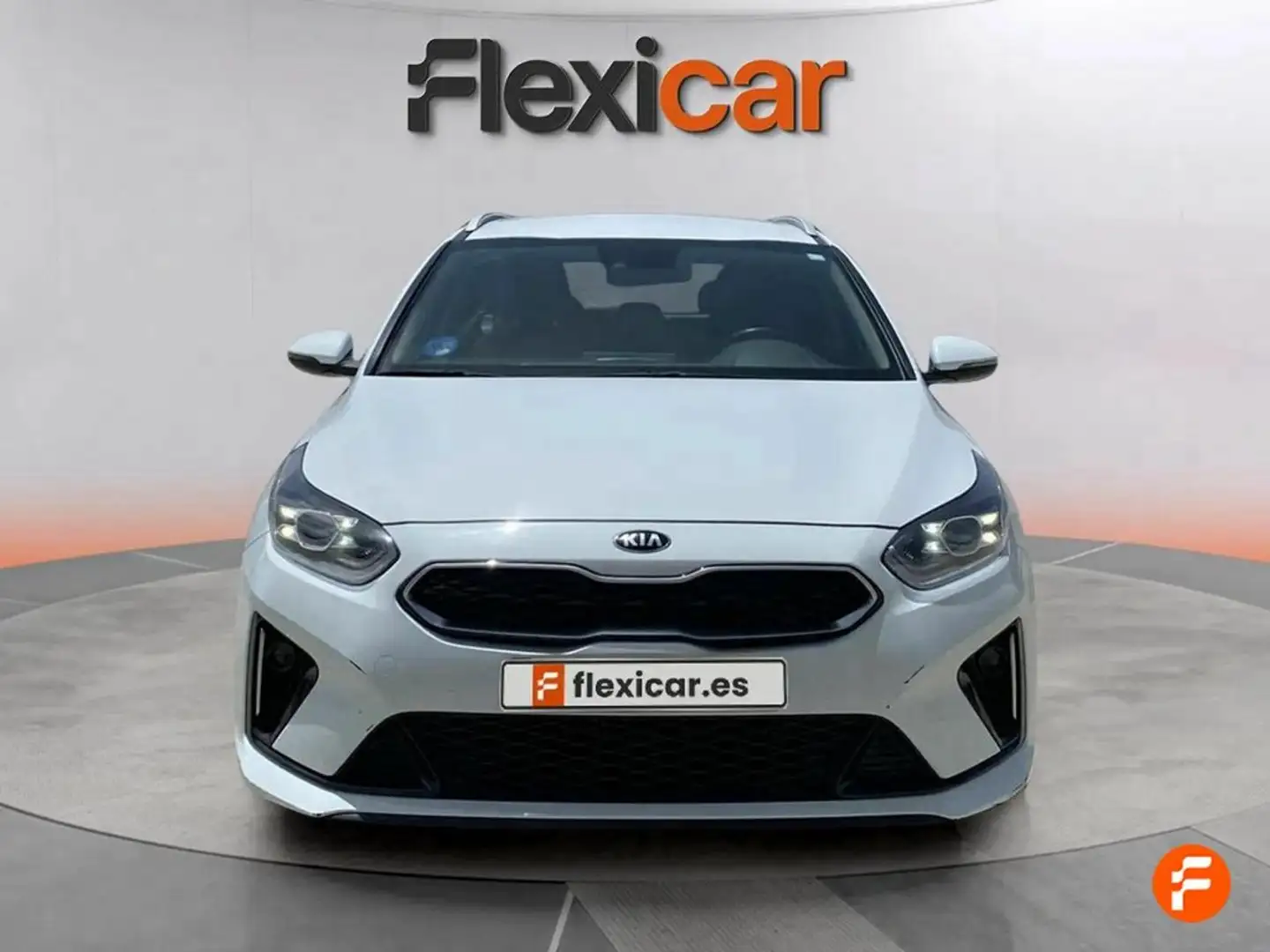Kia Ceed / cee'd Tourer 1.6 MHEV 100kW GT Line DCT Geel - 2