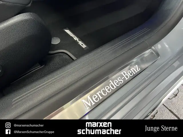 Mercedes-Benz E-Class view 24