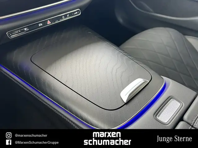 Mercedes-Benz E-Class view 27