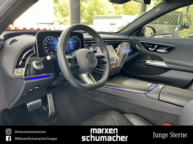 Mercedes-Benz E-Class view 9