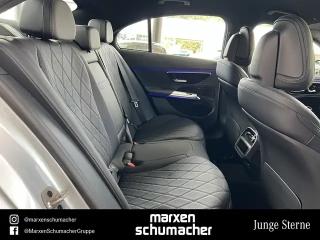 Mercedes-Benz E-Class view 15