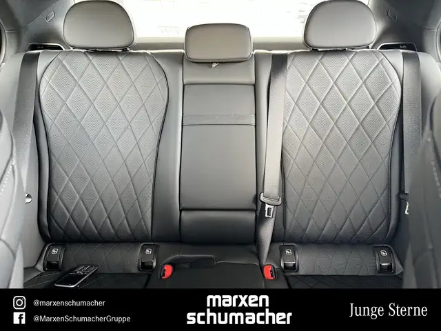 Mercedes-Benz E-Class view 22