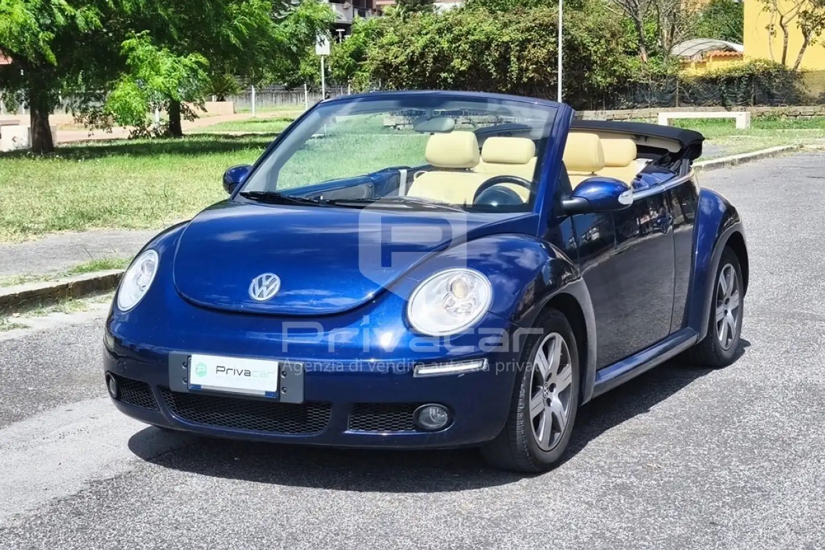 Volkswagen New Beetle 1.9 TDI 105CV Cabrio Bleu - 1