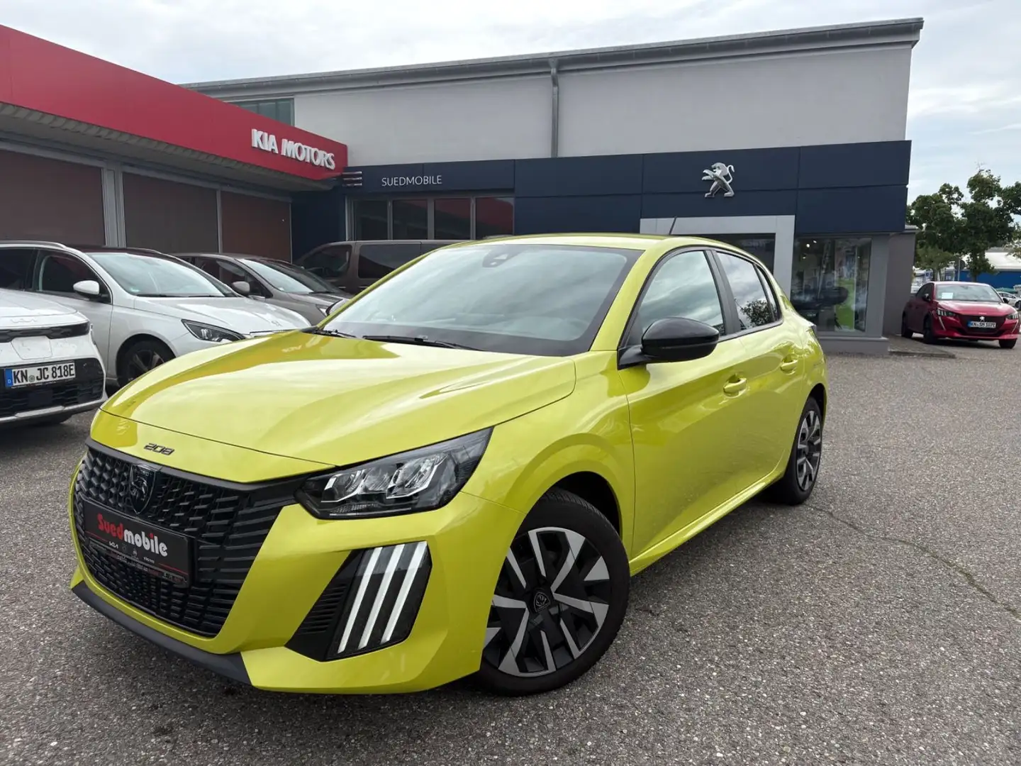 Peugeot 208 PureTech 100 Active Gelb - 1