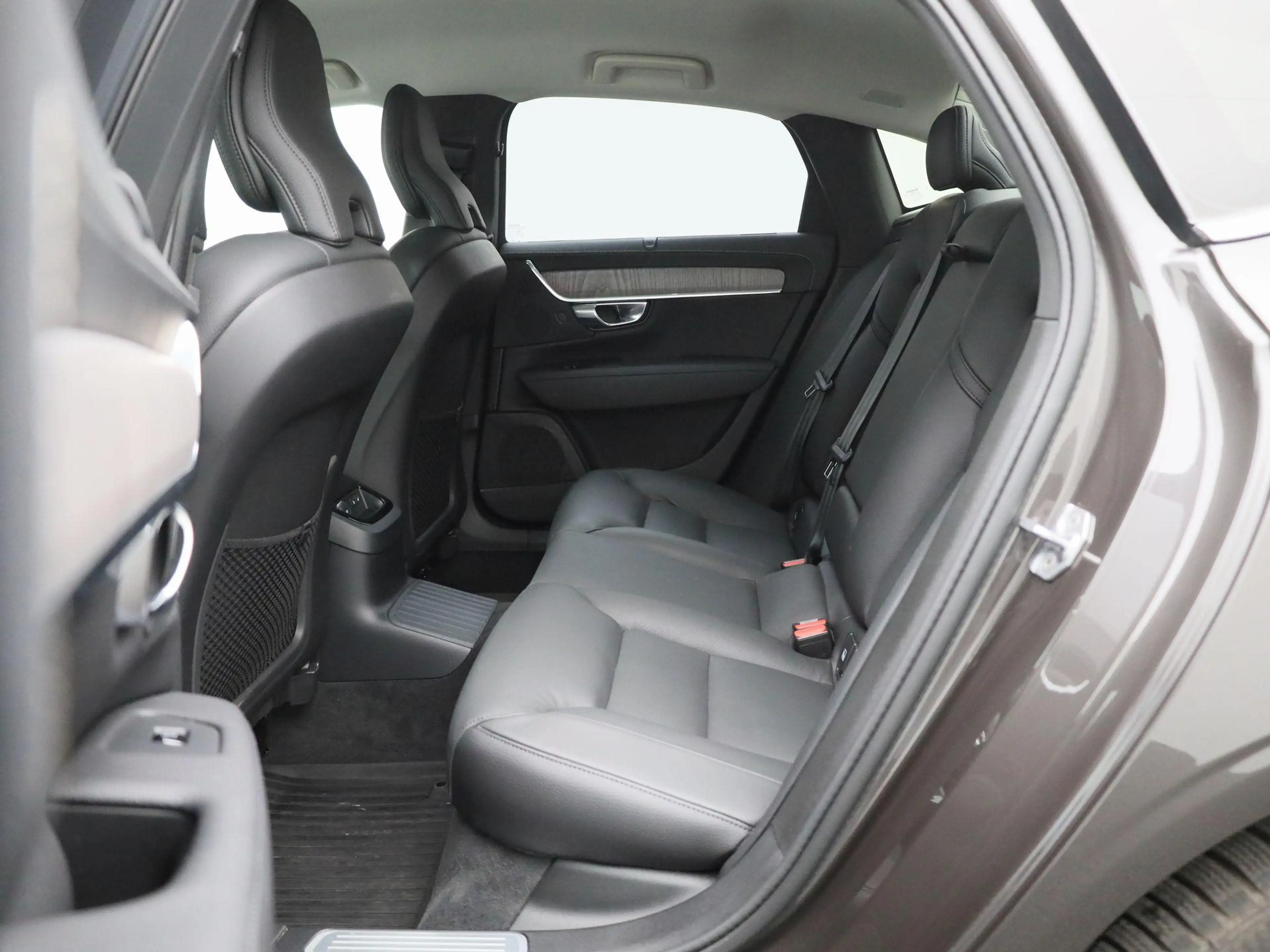 Volvo S90 T8 PHEV Plus Bright Aut. — photo 12