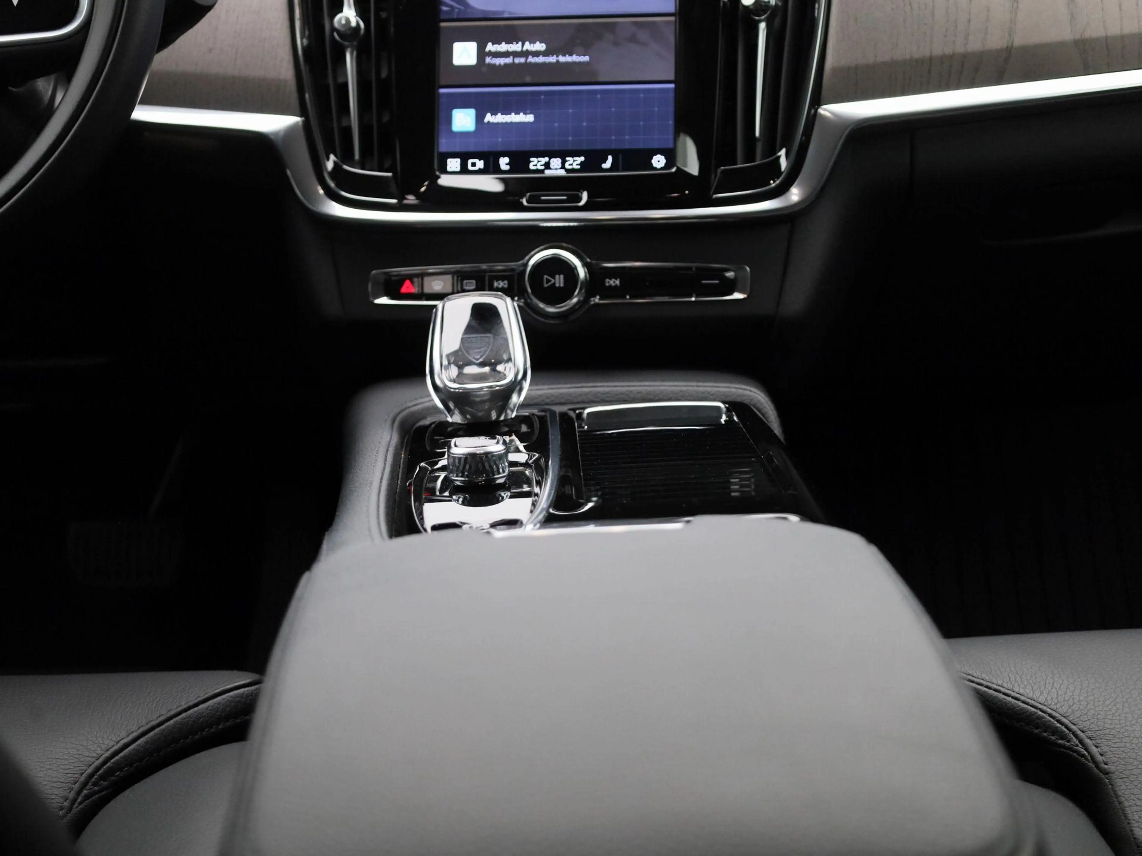 Volvo S90 T8 PHEV Plus Bright Aut. — photo 10