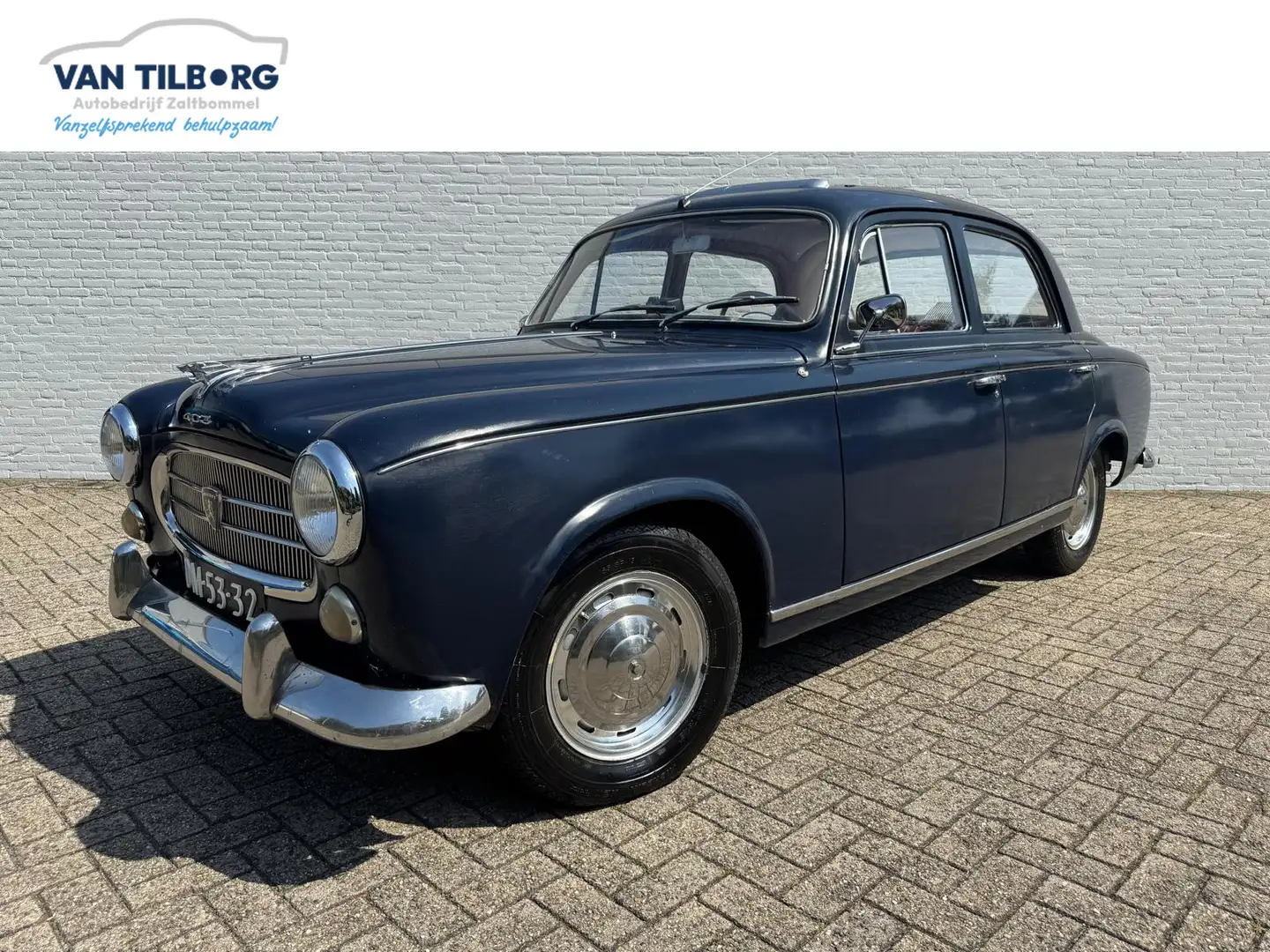 Peugeot 403 Compressor Berline Schuifdak OUTLET | SUPERDEA Blauw - 1