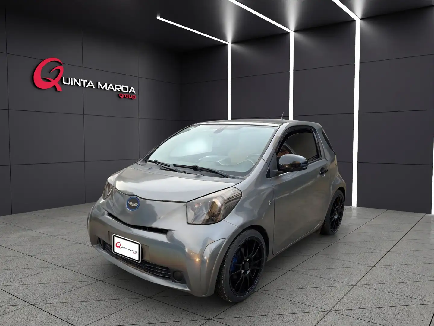 Toyota iQ 1.3 CVT TITTARELLI STYLE-UNICA - 1