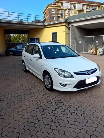 2011 Hyundai I30 in White for sale