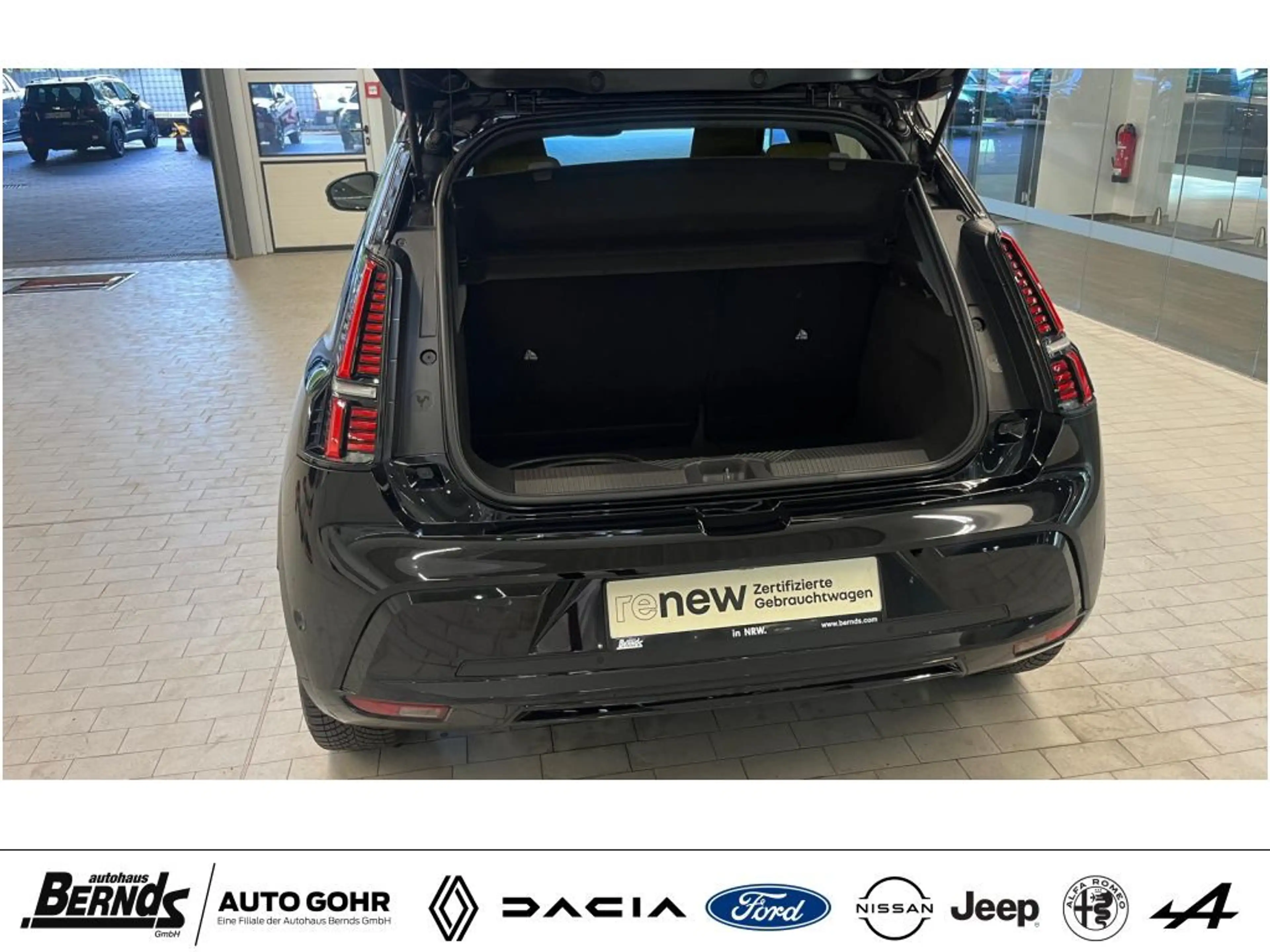 Renault R 5 E-Tech Iconic Five 150 Comfort HiFi CarPlay EasyP. — photo 6