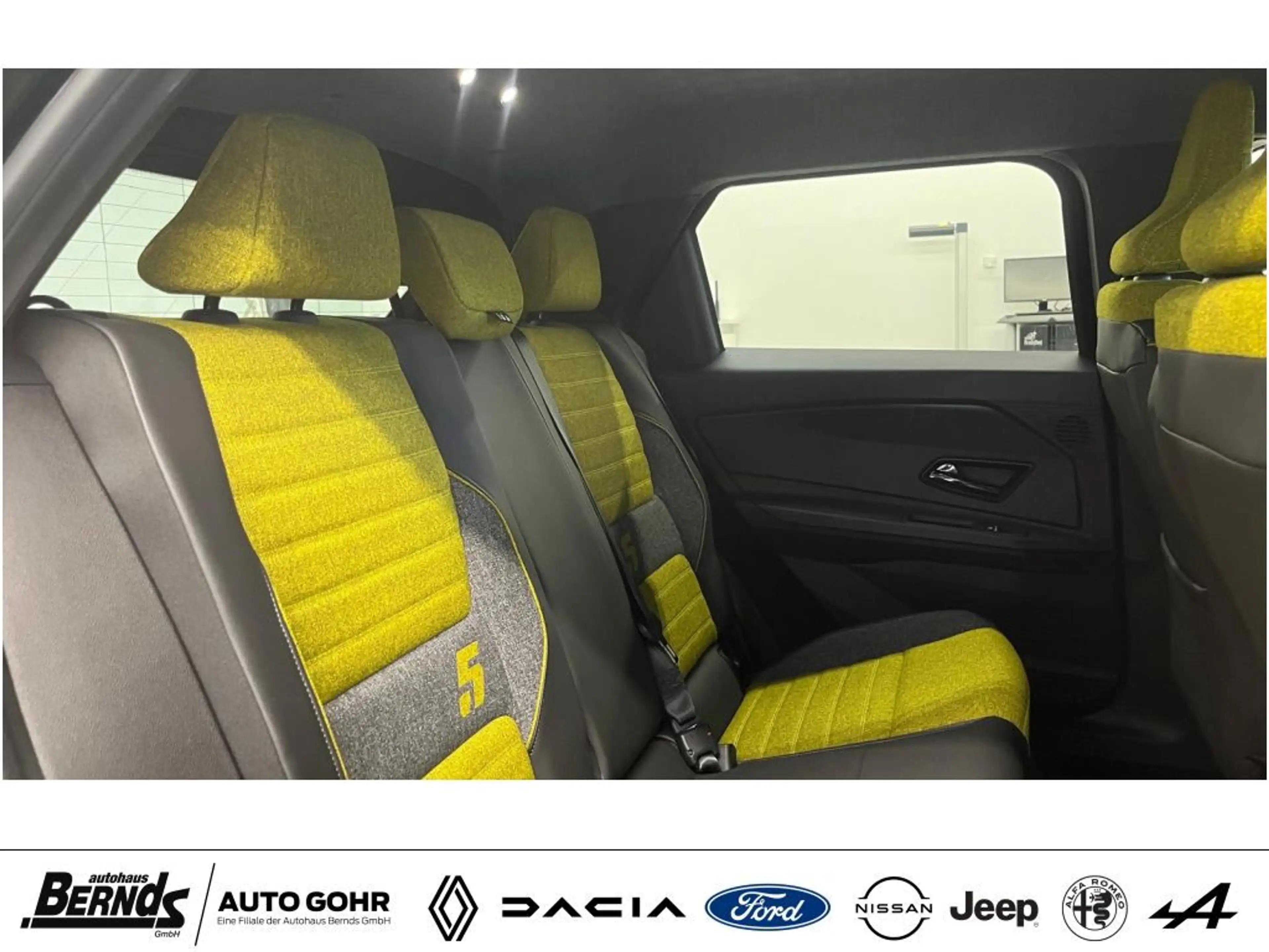 Renault R 5 E-Tech Iconic Five 150 Comfort HiFi CarPlay EasyP. — photo 4