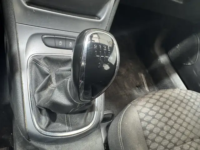 Opel Astra view 14