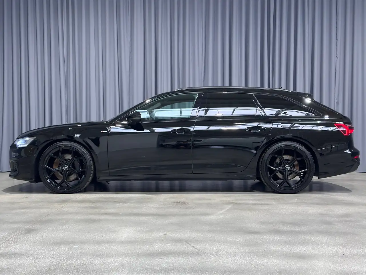 Audi A6 Avant PHEV 50 TFSIe QUATTRO *S-LINE*SPORTZETELS*CAMERA*21"ALU*LEDER*ZETELVERWARMING*, миниатюра 2