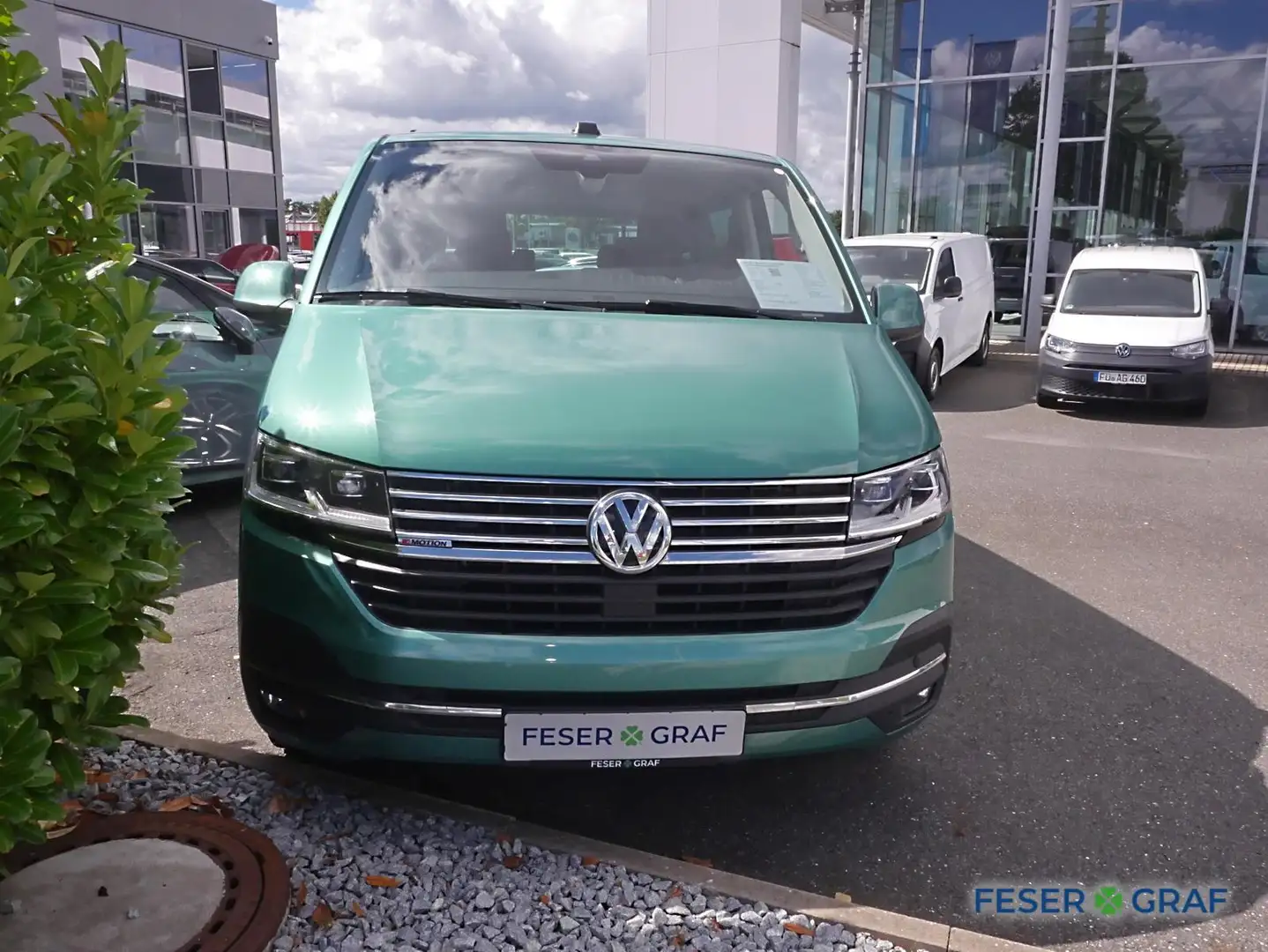 Volkswagen T6.1 Multivan 6.1 Comfortline 2.0 TDI 150kW KR DSG7 Grün - 2